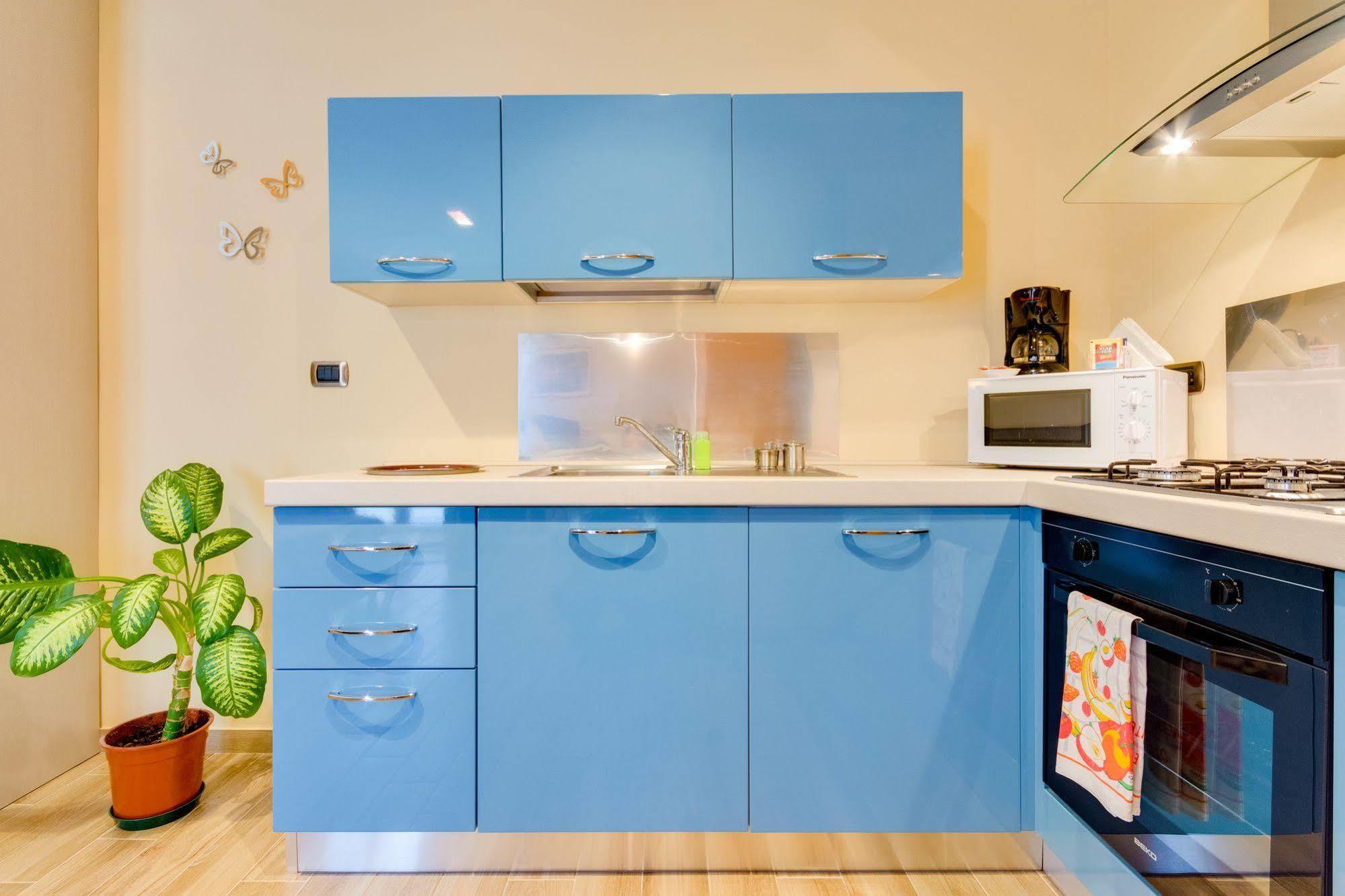 Pacifico Turin Studio Luaran gambar